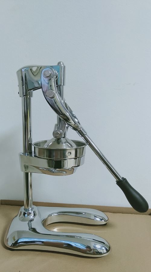 orange juicer machine